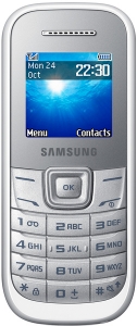 Мобильный телефон SAMSUNG GT-E1200 (белый)