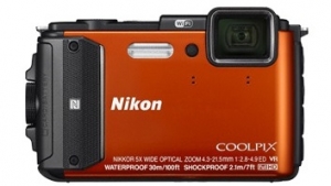 NIKON Coolpix AW130 оранжевый